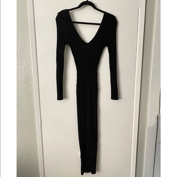 Long sleeve fitted dress - Picture 2 of 2